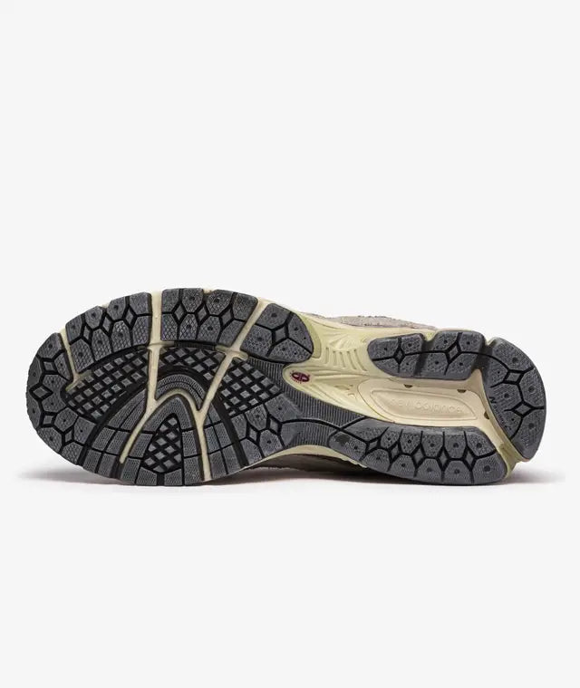 New Balance 2002R "Protection Pack" - Rain Cloud