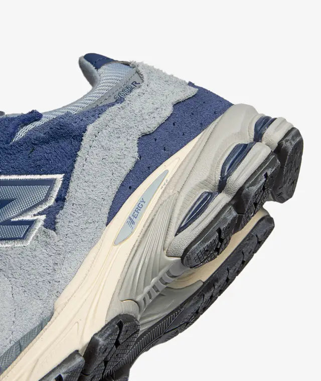 New Balance 2002R "Protection Pack" Light Arctic Grey - Violet